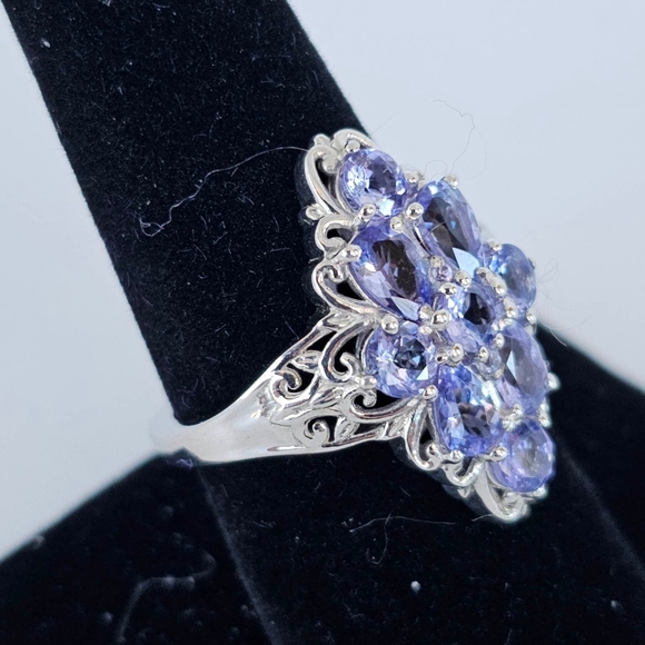 Genuine Tanzanite Ring set in Platinum over 925 Size 9! - Picture 9 of 15